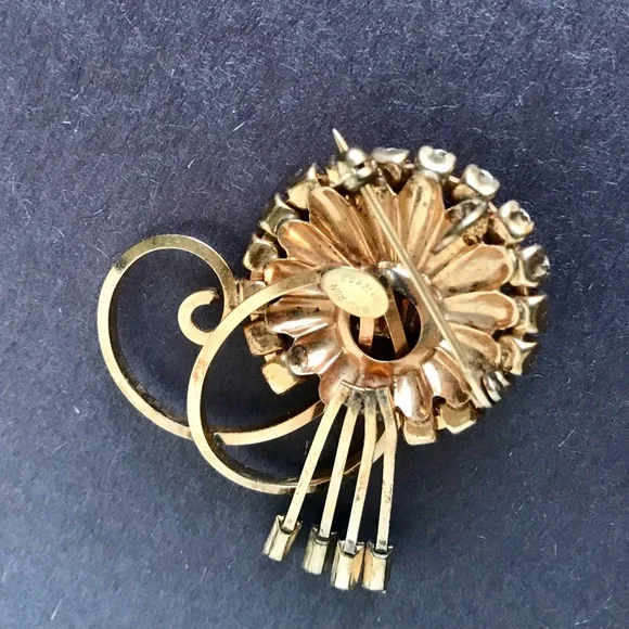 Vintage Bal-Ron Brooch and Earrings - Picture 11 of 13